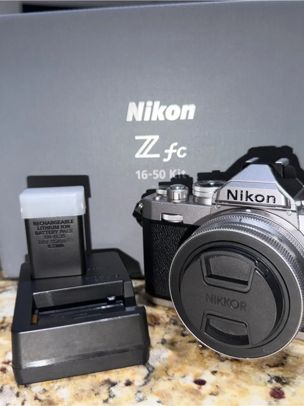 Nikon zfc 16